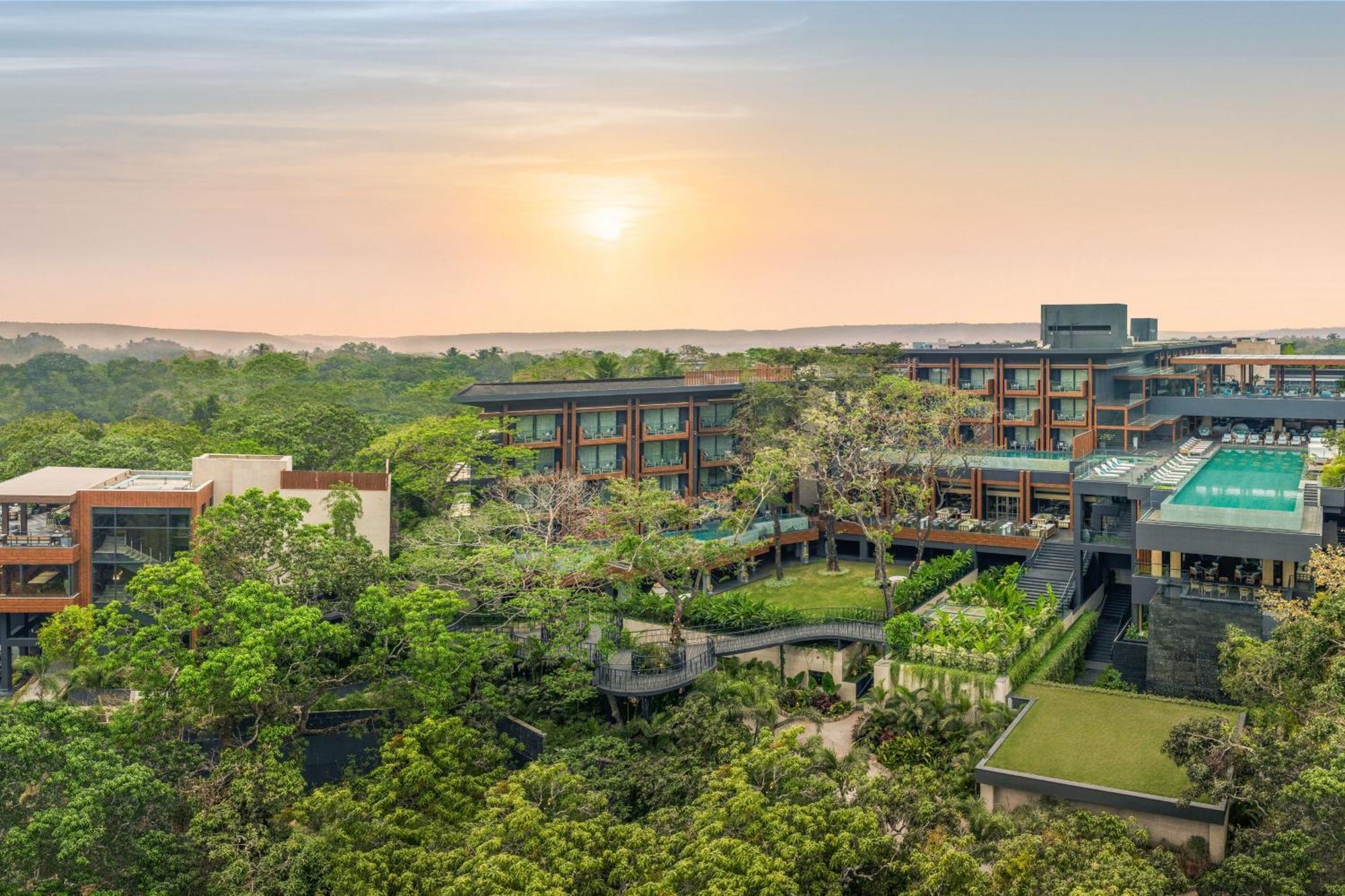 Отель Jw Marriott Goa Вагатор Экстерьер фото